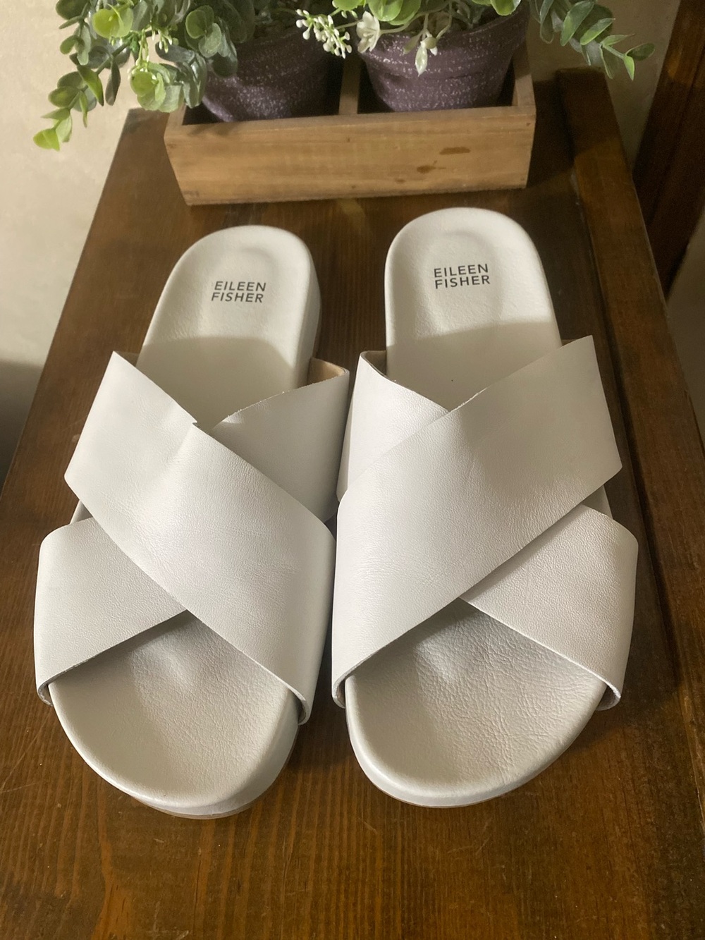 Eileen Fisher Bond White Leather Strappy Manmade Slide Sandals Size 9